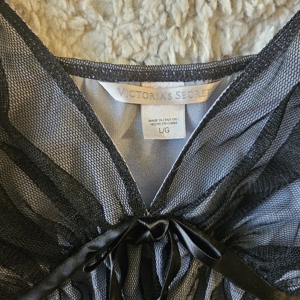 Victoria's secret lingerie double lined large nightie - Picture 3 of 5